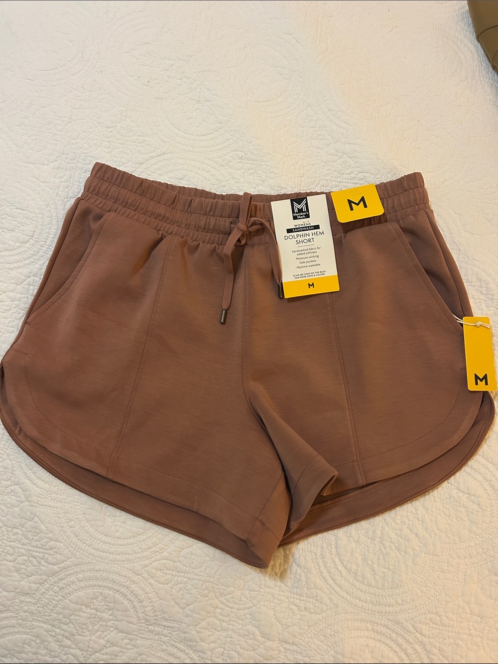 Scuba Knit Women's Dolphin Hem Athletic Shorts — Brown